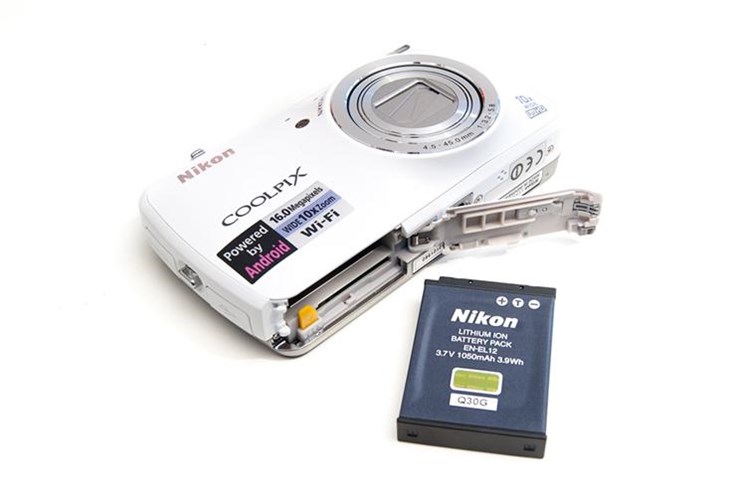 Nikon Coolpix S800C (7).jpg